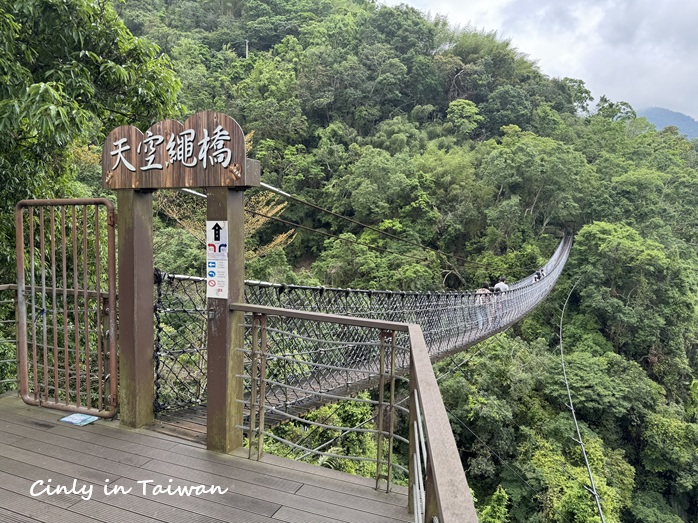 源右衛門窯 ウサギ紋スクエア大皿元箱・栞・説明書有り 源右衛門窯